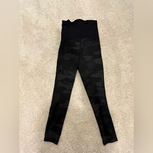 Cami print maternity yoga pants